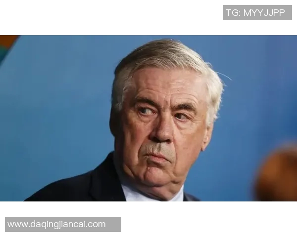 足球明星因违法行为被判处监禁若干年引发社会广泛关注与讨论